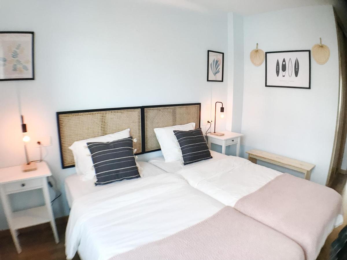 Apartamento estilo costero al lado de la playa Gayanes   Exterior foto
