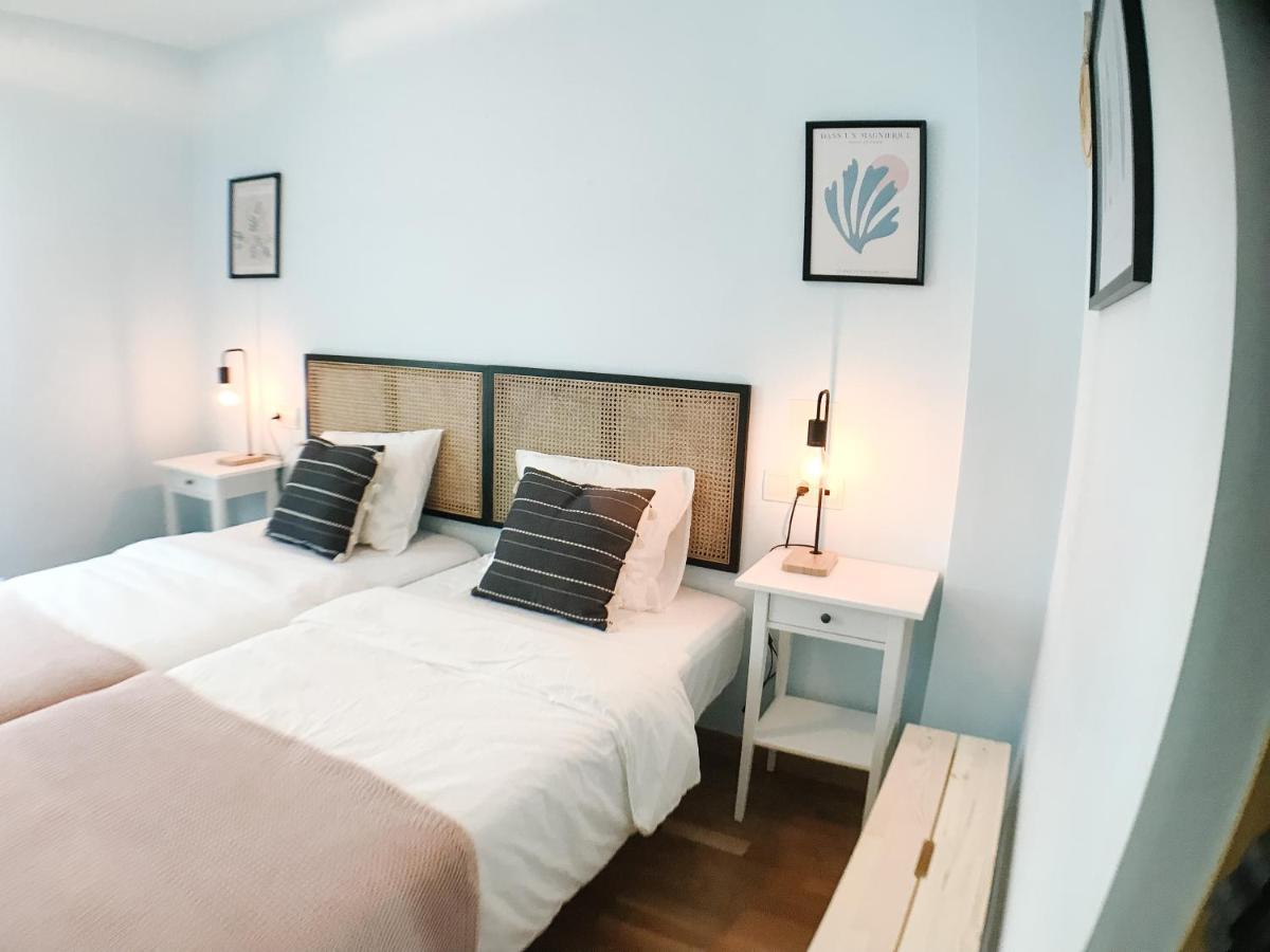 Apartamento estilo costero al lado de la playa Gayanes   Exterior foto