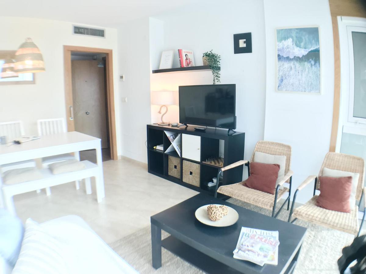 Apartamento estilo costero al lado de la playa Gayanes   Exterior foto